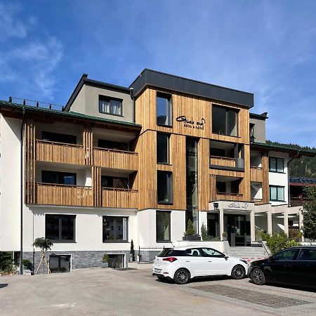 Hotel & Suites Glueck Auf Майрхофен Экстерьер фото